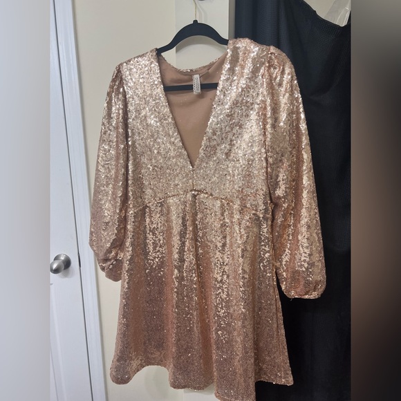 Rose Gold H&M Dress - Picture 1 of 1